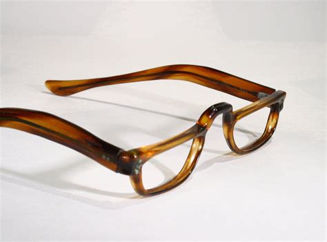 old fashioned eyeglasses frames.